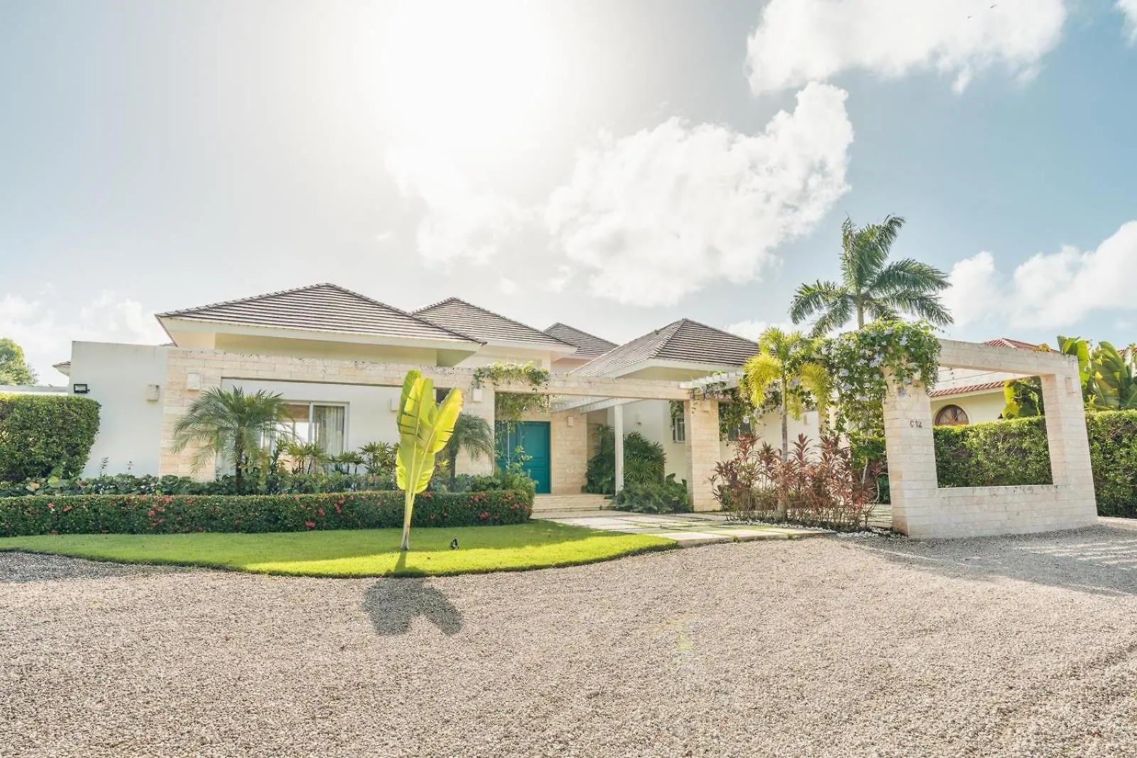 Wonderful 4Br Villa With Maid At Punta Cana Resorts