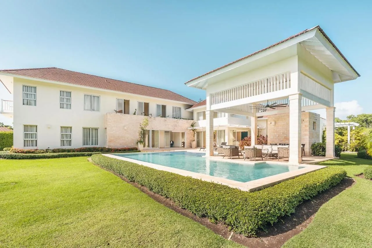 Wonderful 4Br Villa With Maid At Punta Cana Resorts